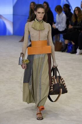 212013 Marineau Starface 2016-09-30 Paris France Paris Fashion week. Pret-a-porter printemps-ete 2017. Defile Loewe. Loewe , spring -summer 2017 Paris, France Paris Fashion week. Ready-to-wear spring-summer 2017 Defile Loewe. Editorial Use Only _sans_perso  Copyright: xMarineaux STAR_212013_026