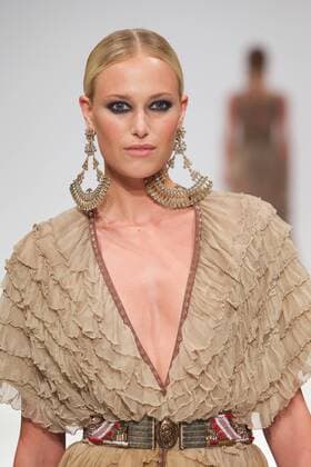 London Fashion Week - Rocky Star Modenschau September 30, 2016 - London, United Kingdom - A model walks the runway at the Rocky Star show during London Fashion Week Spring Summer collections 2017 on September 16, 2016 in London, United Kingdom. London United Kingdom  - ZUMAn230