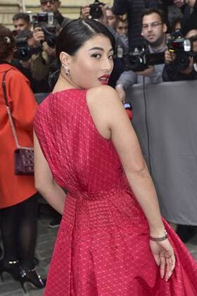 Paris Fashion Week - Prominente vor der Christian Dior Modenschau Princesse Sirivannavari Nariratana de Thailande CELEBRITES : Modenschau Christian Dior - Paris - 30 09 2016 JBAutissier Panoramic 