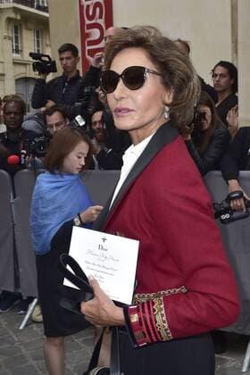 Paris Fashion Week - Prominente vor der Christian Dior Modenschau Nati Abascal CELEBRITES : Modenschau Christian Dior - Paris - 30 09 2016 JBAutissier Panoramic 