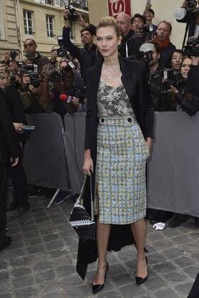 Paris Fashion Week - Prominente vor der Christian Dior Modenschau Karlie Kloss CELEBRITES : Modenschau Christian Dior - Paris - 30 09 2016 JBAutissier Panoramic 