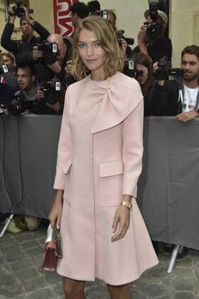 Arizona Muse CELEBRITES : Modenschau Christian Dior - Paris - 30 09 2016 JBAutissier Panoramic 