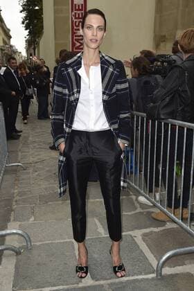 Aymeline Valade CELEBRITES : Modenschau Christian Dior - Paris - 30 09 2016 JBAutissier Panoramic 