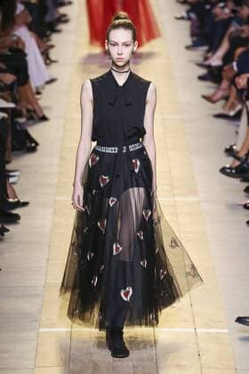Paris Fashion Week - Christian Dior Modenschau 212022 Marineau Starface 2016-09-30 Paris France Paris Fashion Week. Défilé PAP Printemps-Eté 2017. Christian Dior. Editorial use only  Copyright: xMarineaux STAR_212022_016