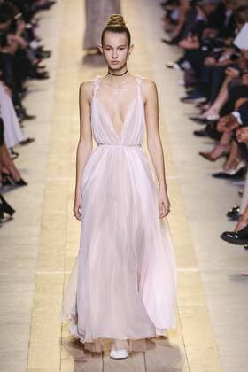 Paris Fashion Week - Christian Dior Modenschau 212022 Marineau Starface 2016-09-30 Paris France Paris Fashion Show. Défilé PAP Printemps-Eté 2017. Christian Dior. Editorial use only  Copyright: xMarineaux STAR_212022_036