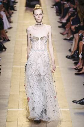 Paris Fashion Week - Christian Dior Modenschau 212022 Marineau Starface 2016-09-30 Paris France Paris Fashion Show. Défilé PAP Printemps-Eté 2017. Christian Dior. Editorial use only  Copyright: xMarineaux STAR_212022_049