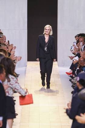 Paris Fashion Week - Christian Dior Modenschau 212022 Marineau Starface 2016-09-30 Paris France Paris Fashion Show. Défilé PAP Printemps-Eté 2017. Christian Dior. Editorial use only  Copyright: xMarineaux STAR_212022_054