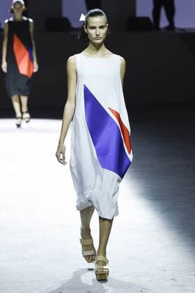 Paris Fashion Week - Issey Miyake Modenschau 212025 Marineau Starface 2016-09-30 Paris France Paris Fashion Week. Défilé PAP Printemps-Eté 2017. Issey Miyake. Editorial use only  Copyright: xMarineaux STAR_212025_001