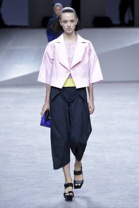Paris Fashion Week - Issey Miyake Modenschau 212025 Marineau Starface 2016-09-30 Paris France Paris Fashion Week. Défilé PAP Printemps-Eté 2017. Issey Miyake. Editorial use only  Copyright: xMarineaux STAR_212025_011