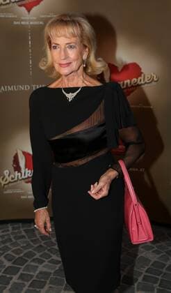 SCHIKANEDER Weltpremiere Wien, Raimundtheater, 30. 09. 2016 Dagmar KOLLER