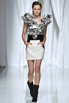 212035 Marineau Starface 2016-10-01 Paris France Paris Fashion Week. Défilé PAP Printemps-Eté 2017. Emmanuel Ungaro. Editorial use only  Copyright: xMarineaux STAR_212035_022