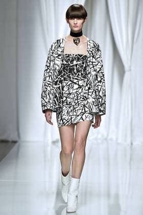 212035 Marineau Starface 2016-10-01 Paris France Paris Fashion Week. Défilé PAP Printemps-Eté 2017. Emmanuel Ungaro. Editorial use only  Copyright: xMarineaux STAR_212035_027