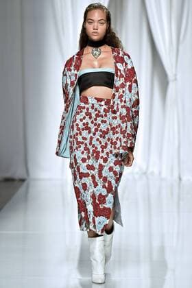 212035 Marineau Starface 2016-10-01 Paris France Paris Fashion Week. Défilé PAP Printemps-Eté 2017. Emmanuel Ungaro. Editorial use only  Copyright: xMarineaux STAR_212035_042