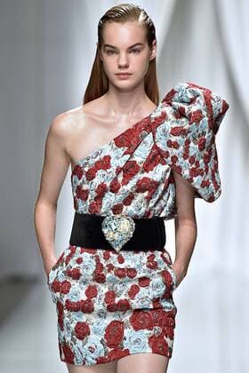 212035 Marineau Starface 2016-10-01 Paris France Paris Fashion Week. Défilé PAP Printemps-Eté 2017. Emmanuel Ungaro. Editorial use only  Copyright: xMarineaux STAR_212035_044