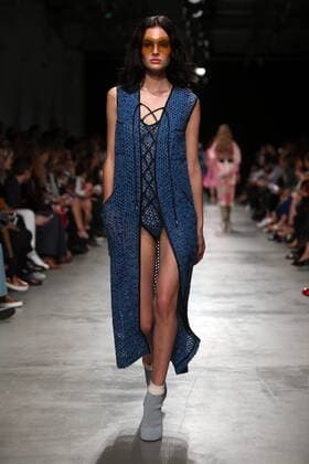 A model takes to the catwalk during the presentation of Veronique Leroy s show as part of the Spring-Summer 2017 Paris Fashion Week on October 1, 2016.  PAR20161001109 MAYAxVIDON-WHITE