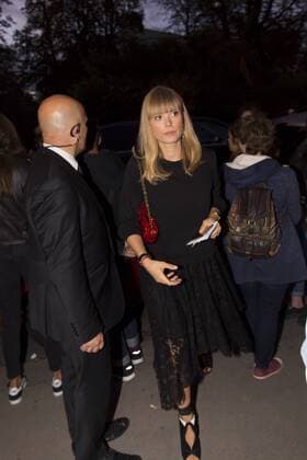 Ankunft zur Modenschau von Nina Ricci - Paris - 01 10 2016 StephenCaillet Panoramic 
