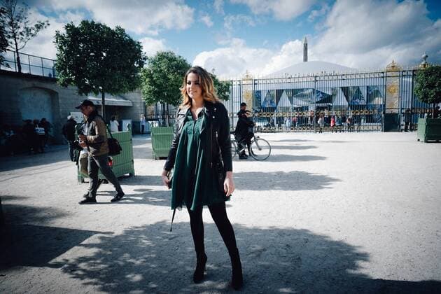 212045 B. Neyman Starface 2016-10-01 Etats-Unis Paris Fashion Week. Défilé Elie Saab. People Delon, Anouchka  Copyright: xB.xNeymanx xStarfacex STAR_212045_004