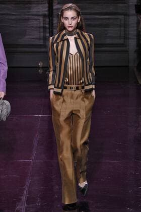 212063 Marineau Starface 2016-10-01 Paris France Paris Fashion week. Defilé PAP Printemps été 2016. Nina Ricci. Editorial use only  Copyright: xMarineaux STAR_212063_032