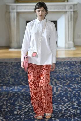 212064 Marineau Starface 2016-10-02 Paris France Paris Fashion Week. Défilé PAP Printemps-Eté 2017. VALENTINO Editorial use only  Copyright: xMarineaux STAR_212064_010