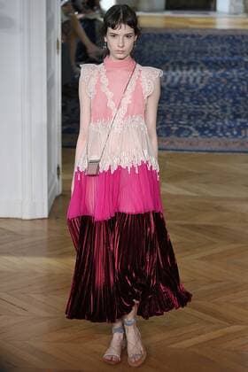 212064 Marineau Starface 2016-10-02 Paris France Paris Fashion Week. Défilé PAP Printemps-Eté 2017. VALENTINO Editorial use only  Copyright: xMarineaux STAR_212064_013