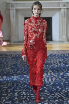 212064 Marineau Starface 2016-10-02 Paris France Paris Fashion Week. Défilé PAP Printemps-Eté 2017. VALENTINO Editorial use only  Copyright: xMarineaux STAR_212064_018