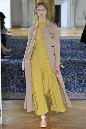 212064 Marineau Starface 2016-10-02 Paris France Paris Fashion Week. Défilé PAP Printemps-Eté 2017. VALENTINO Editorial use only  Copyright: xMarineaux STAR_212064_028