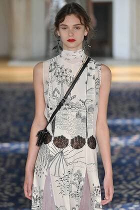 212064 Marineau Starface 2016-10-02 Paris France Paris Fashion Week. Défilé PAP Printemps-Eté 2017. VALENTINO Editorial use only  Copyright: xMarineaux STAR_212064_041