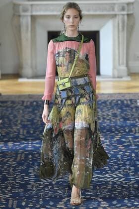 212064 Marineau Starface 2016-10-02 Paris France Paris Fashion Week. Défilé PAP Printemps-Eté 2017. VALENTINO Editorial use only  Copyright: xMarineaux STAR_212064_052