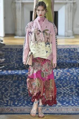 212064 Marineau Starface 2016-10-02 Paris France Paris Fashion Week. Défilé PAP Printemps-Eté 2017. VALENTINO Editorial use only  Copyright: xMarineaux STAR_212064_066