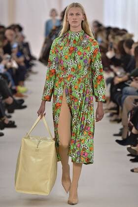 212065 Marineau Starface 2016-10-02 Paris France Paris Fashion Week. Défilé PAP Printemps-Eté 2017. BALENCIAGA. Editorial use only  Copyright: xMarineaux STAR_212065_039