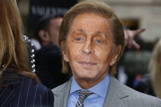 Valentino CELEBRITIES : Ankunft zur Modenschau Valentino - Fashion week - Paris - 02 10 2016 StephenCaillet Panoramic 