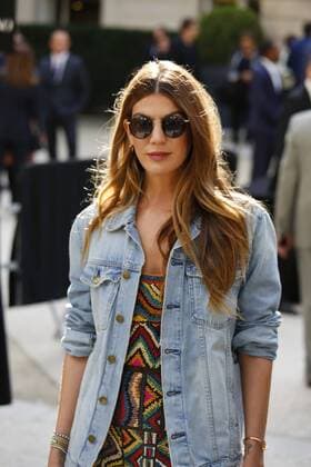 Bianca Brandolini D Adda CELEBRITIES : Ankunft zur Modenschau Valentino - Fashion week - Paris - 02 10 2016 StephenCaillet Panoramic 