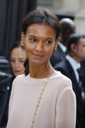 Liya Kebede CELEBRITIES : Ankunft zur Modenschau Valentino - Fashion week - Paris - 02 10 2016 StephenCaillet Panoramic 
