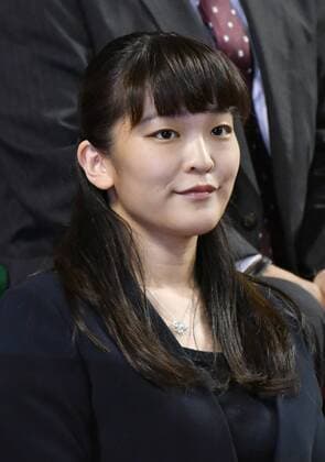 October 3, 2016, Tokyo, Japan - Japanese Princess Mako watches a tennis match during the Japan Open Tennis Championships at Tokyos Ariake Colosseum on Monday, October 3, 2016. The princess, a grand daughter of Emperor Akihito, is the honorary president of the Japan Tennis Association.  (ayfa017768)