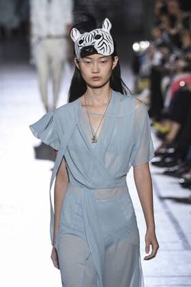212078 Marineau Starface 2016-10-02 Paris France Paris Fashion week. Pret-a-porter printemps-ete 2017. Defile John Galliano. John Galliano , spring -summer 2017Paris, France Paris Fashion week. Ready-to-wear spring-summer 2017 Defile John Galliano Editorial Use Only  Copyright: xMarineaux STAR_212078_028