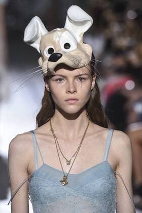212078 Marineau Starface 2016-10-02 Paris France Paris Fashion week. Pret-a-porter printemps-ete 2017. Defile John Galliano. John Galliano , spring -summer 2017Paris, France Paris Fashion week. Ready-to-wear spring-summer 2017 Defile John Galliano Editorial Use Only  Copyright: xMarineaux STAR_212078_032