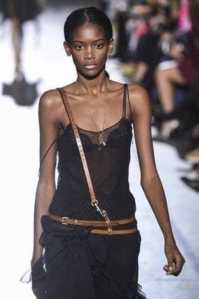 212078 Marineau Starface 2016-10-02 Paris France Paris Fashion week. Pret-a-porter printemps-ete 2017. Defile John Galliano. John Galliano , spring -summer 2017Paris, France Paris Fashion week. Ready-to-wear spring-summer 2017 Defile John Galliano Editorial Use Only  Copyright: xMarineaux STAR_212078_051