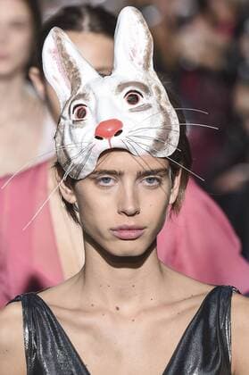 212078 Marineau Starface 2016-10-02 Paris France Paris Fashion week. Pret-a-porter printemps-ete 2017. Defile John Galliano. John Galliano , spring -summer 2017Paris, France Paris Fashion week. Ready-to-wear spring-summer 2017 Defile John Galliano Editorial Use Only  Copyright: xMarineaux STAR_212078_060