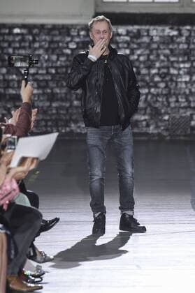 212078 Marineau Starface 2016-10-02 Paris France Paris Fashion week. Pret-a-porter printemps-ete 2017. Defile John Galliano. John Galliano , spring -summer 2017Paris, France Paris Fashion week. Ready-to-wear spring-summer 2017 Defile John Galliano Editorial Use Only  Copyright: xMarineaux STAR_212078_066