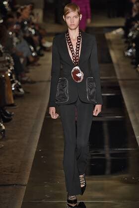 212080 Marineau Starface 2016-10-02 Paris France Paris Fashion week. Pret-a-porter printemps-ete 2017. Defile Givenchy.Paris Fashion week. Ready-to-wear spring-summer 2017 Defile Givenchy. Givenchy, spring-summer 2017 Paris, France Editorial Use Only _sans_perso  Copyright: xMarineaux STAR_212080_016