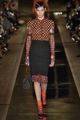 212080 Marineau Starface 2016-10-02 Paris France Paris Fashion week. Pret-a-porter printemps-ete 2017. Defile Givenchy.Paris Fashion week. Ready-to-wear spring-summer 2017 Defile Givenchy. Givenchy, spring-summer 2017 Paris, France Editorial Use Only _sans_perso  Copyright: xMarineaux STAR_212080_032