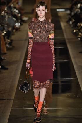 212080 Marineau Starface 2016-10-02 Paris France Paris Fashion week. Pret-a-porter printemps-ete 2017. Defile Givenchy.Paris Fashion week. Ready-to-wear spring-summer 2017 Defile Givenchy. Givenchy, spring-summer 2017 Paris, France Editorial Use Only _sans_perso  Copyright: xMarineaux STAR_212080_035
