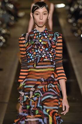 212080 Marineau Starface 2016-10-02 Paris France Paris Fashion week. Pret-a-porter printemps-ete 2017. Defile Givenchy.Paris Fashion week. Ready-to-wear spring-summer 2017 Defile Givenchy. Givenchy, spring-summer 2017 Paris, France Editorial Use Only _sans_perso  Copyright: xMarineaux STAR_212080_039