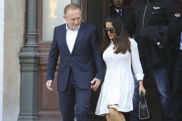 Francois Henri Pinault et Salma Hayek CELEBRITES : Ankunft zur Modenschau von Stella McCartney - Paris - 03 10 2016 GwendolineLeGoff Panoramic 