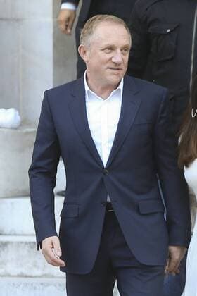 Francois Henri Pinault CELEBRITES : Ankunft zur Modenschau von Stella McCartney - Paris - 03 10 2016 GwendolineLeGoff Panoramic 