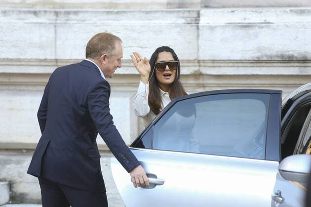 Francois Henri Pinault et Salma Hayek CELEBRITES : Ankunft zur Modenschau von Stella McCartney - Paris - 03 10 2016 GwendolineLeGoff Panoramic 
