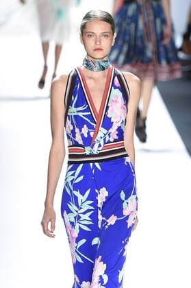 Paris Fashion Week - Leonard Modenschau 212099 Marineau Starface 2016-10-03 Paris France Paris Fashion week. Pret-a-porter printemps-ete 2017. Defile Leonard Paris. Leonard Paris, spring-summer 2017 Paris, France Editorial Use Only _sans_perso  Copyright: xMarineaux STAR_212099_016