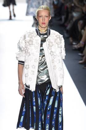 Paris Fashion Week - Leonard Modenschau 212099 Marineau Starface 2016-10-03 Paris France Paris Fashion week. Pret-a-porter printemps-ete 2017. Defile Leonard Paris. Leonard Paris, spring-summer 2017 Paris, France Editorial Use Only _sans_perso  Copyright: xMarineaux STAR_212099_033