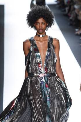 Paris Fashion Week - Leonard Modenschau 212099 Marineau Starface 2016-10-03 Paris France Paris Fashion week. Pret-a-porter printemps-ete 2017. Defile Leonard Paris. Leonard Paris, spring-summer 2017 Paris, France Editorial Use Only _sans_perso  Copyright: xMarineaux STAR_212099_046