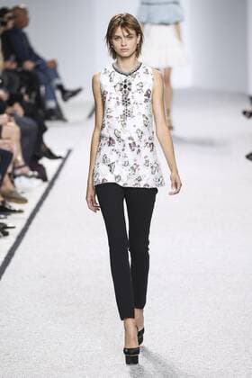 Paris Fashion Week - Giambattista Valli Modenschau 212111 Marineau Starface 2016-10-03 Paris France Paris Fashion Week. défilé PAP Printemps-Eté 2017. Giambattista Valli. Editorial use only  Copyright: xMarineaux STAR_212111_016